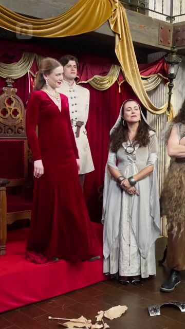 Rainha Alfa Traída Ressurge das Cinzas episódio 61