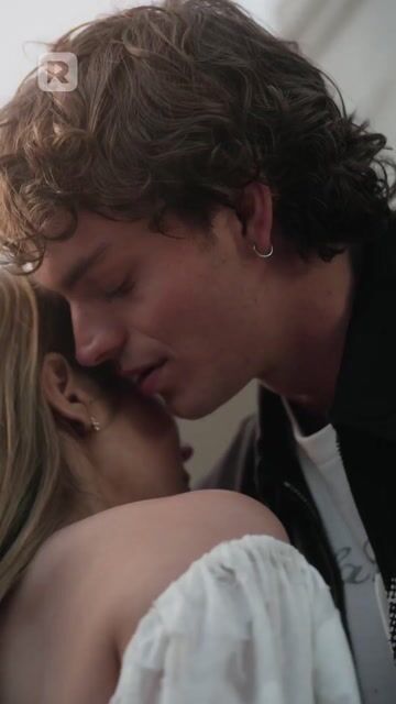 Você Foi Substituído, Primeiro Amor episódio 49